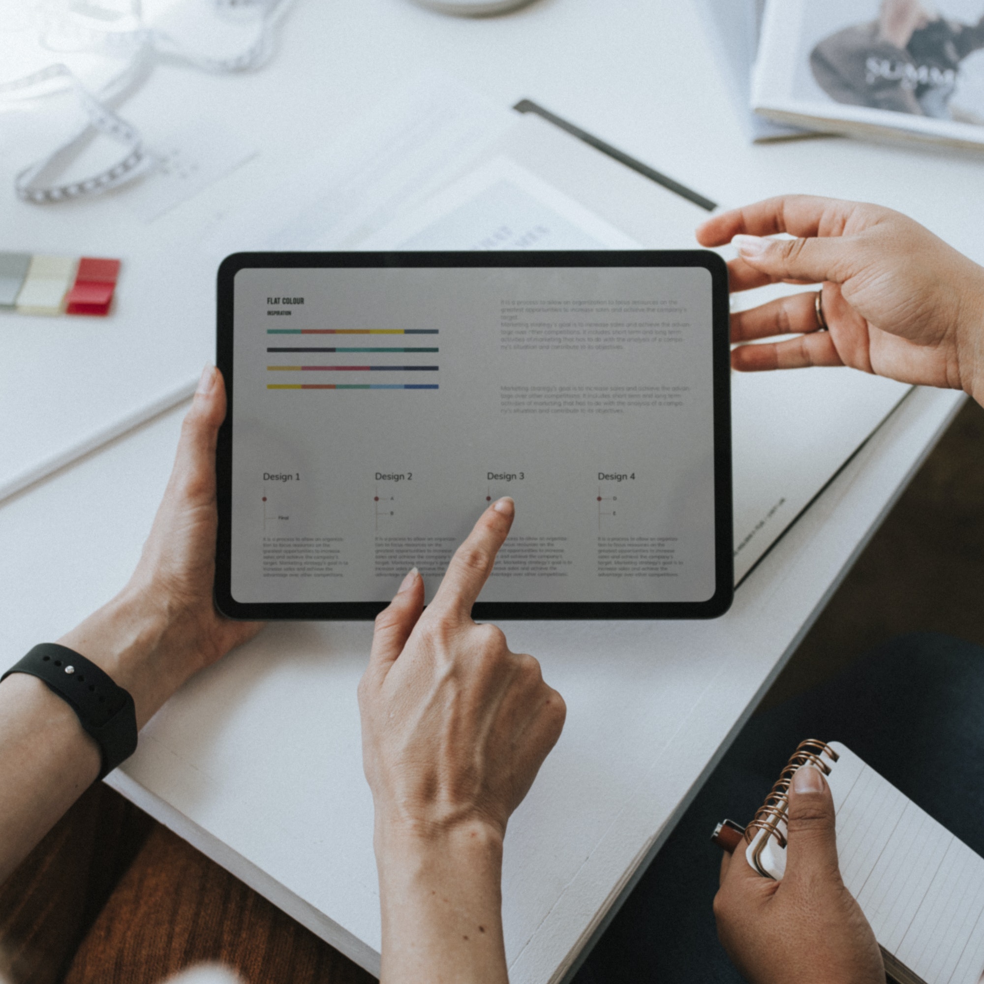 business-people-using-a-tablet.jpg
